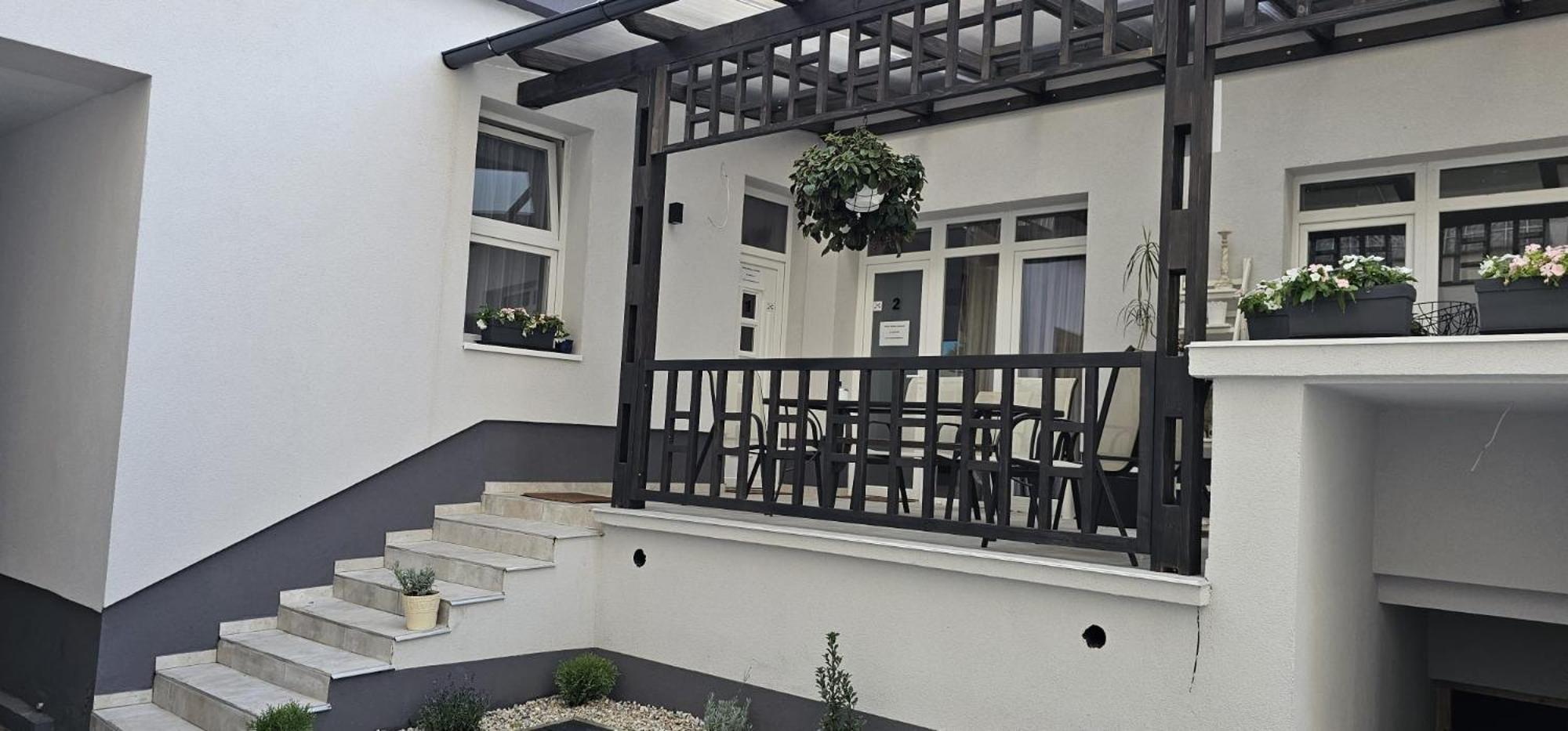 Peterfia Boutique Apartments Debrecen Exterior photo